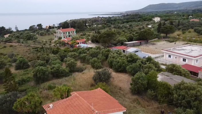 Image No.2-3 Bed House for sale