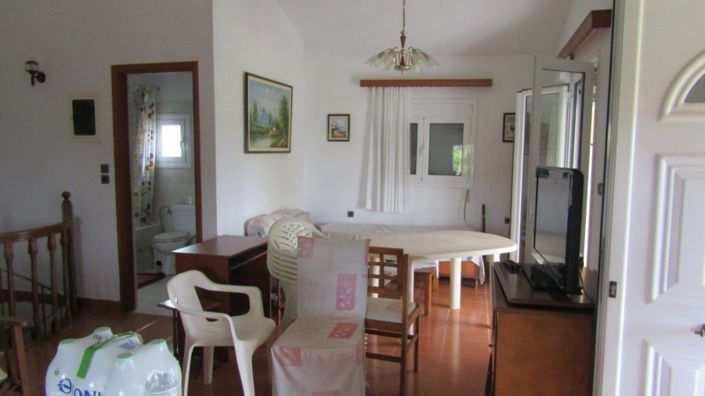 Image No.8-3 Bed House for sale