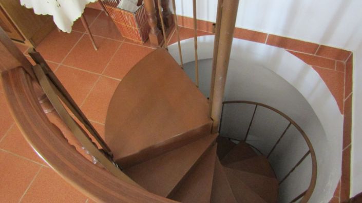 Image No.9-3 Bed House for sale