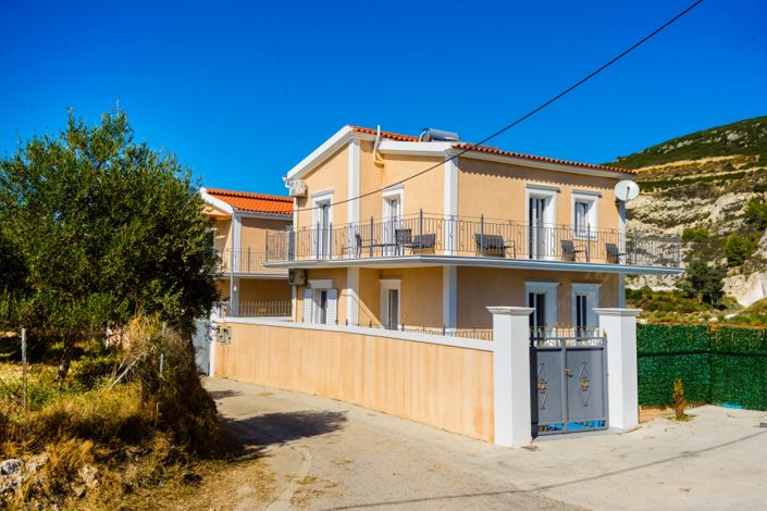 Image No.12-5 Bed Villa for sale