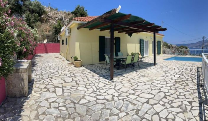 Image No.3-3 Bed Villa for sale