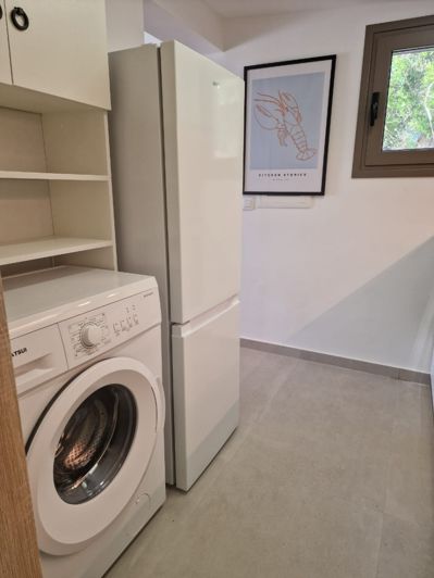 Image No.11-1 Bed House for sale