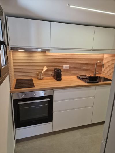 Image No.12-1 Bed House for sale