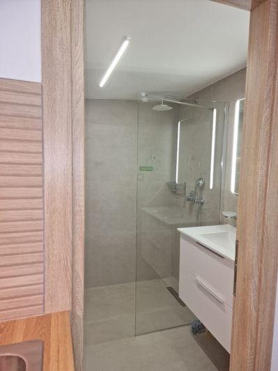 Image No.5-1 Bed House for sale