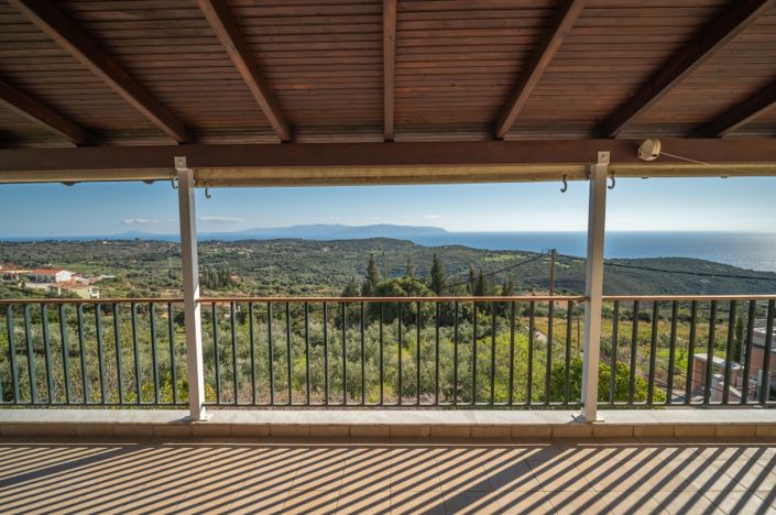 Image No.1-6 Bed House for sale