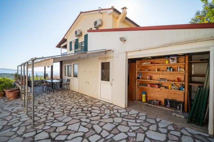 Image No.5-6 Bed House for sale