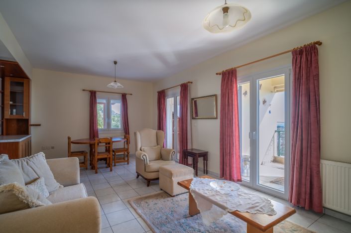 Image No.7-6 Bed House for sale