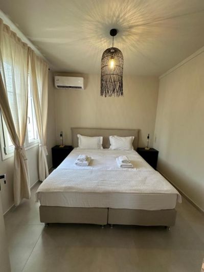 Image No.13-2 Bed Villa for sale