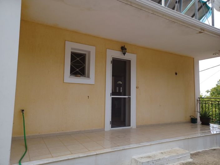 Image No.11-3 Bed House for sale