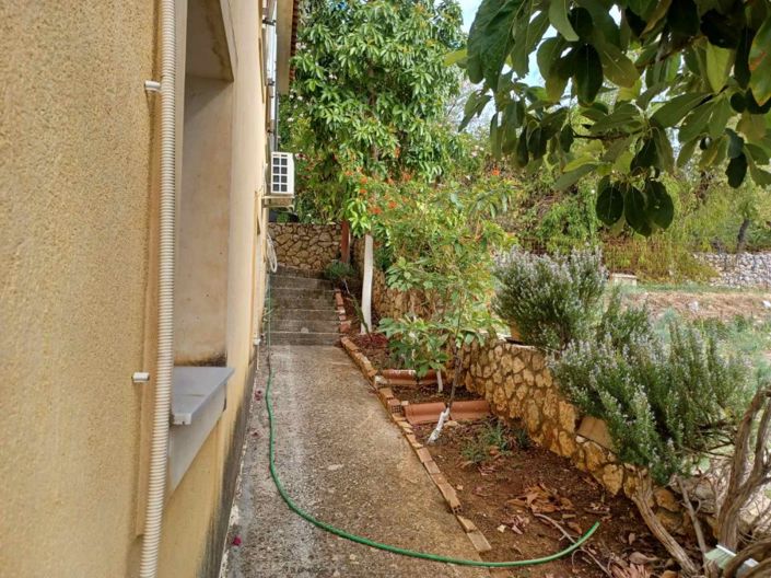 Image No.13-3 Bed House for sale