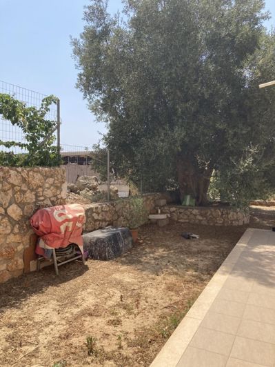 Image No.12-6 Bed House for sale