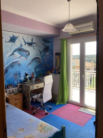 Image No.17-6 Bed House for sale