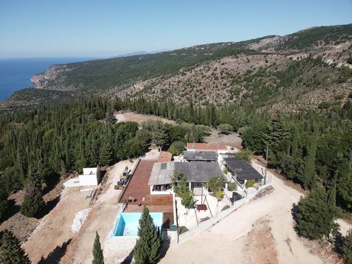 Image No.1-3 Bed House for sale