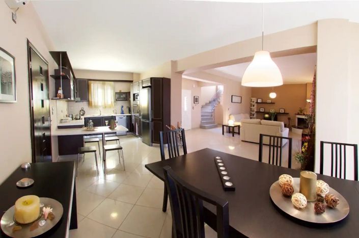 Image No.9-3 Bed Villa for sale