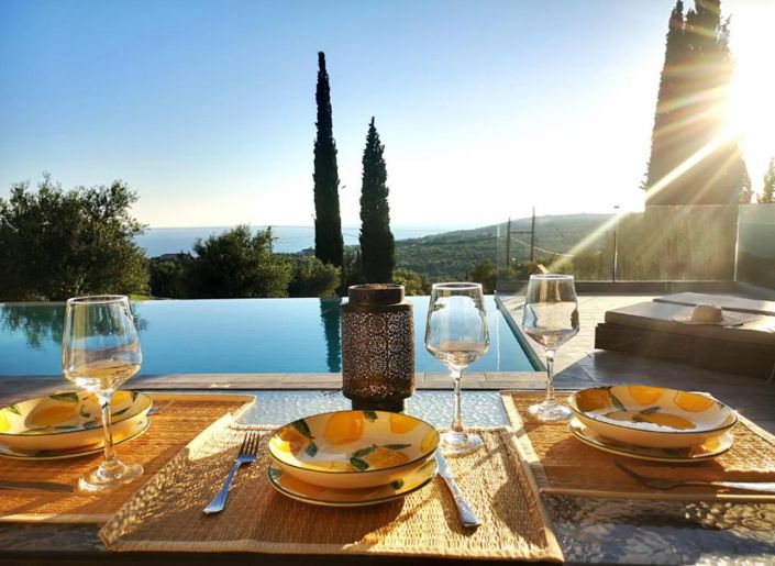 Image No.13-2 Bed Villa for sale