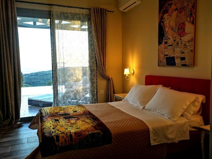 Image No.20-2 Bed Villa for sale