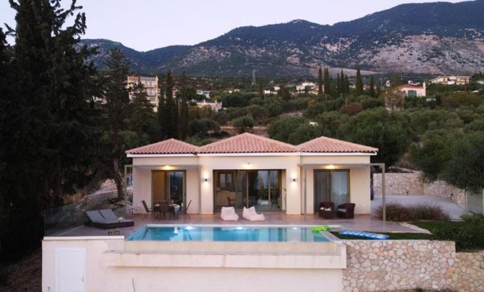 Image No.5-2 Bed Villa for sale