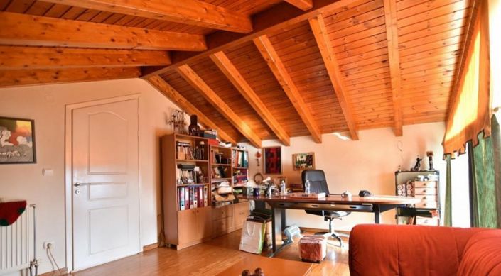 Image No.3-4 Bed House for sale