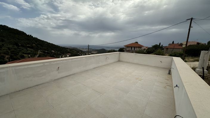 Image No.14-4 Bed House for sale