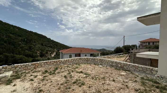 Image No.3-4 Bed House for sale