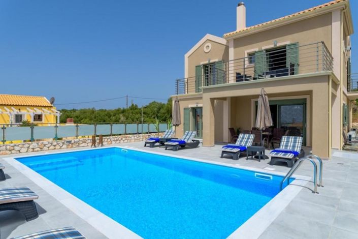 Image No.2-4 Bed Villa for sale