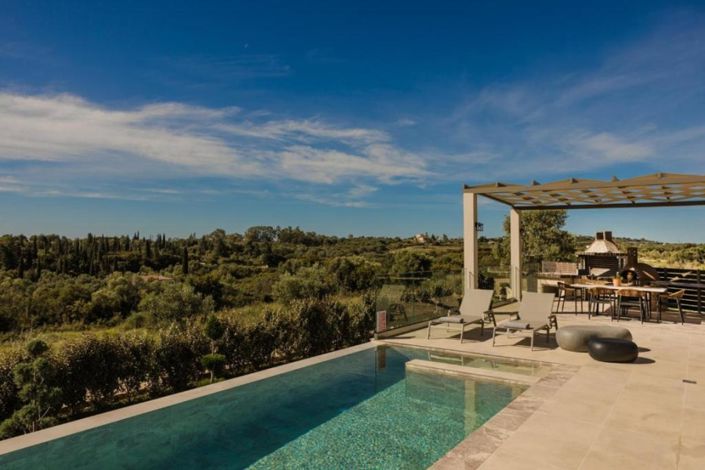 Image No.12-2 Bed Villa for sale