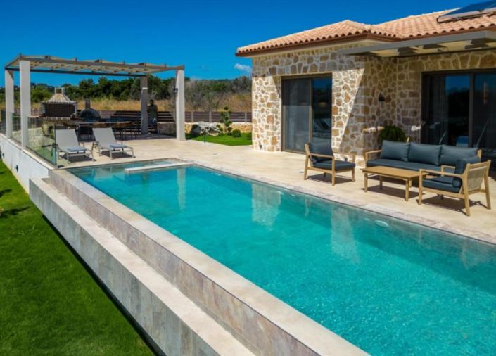 Image No.8-2 Bed Villa for sale