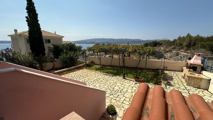 Image No.5-5 Bed House for sale