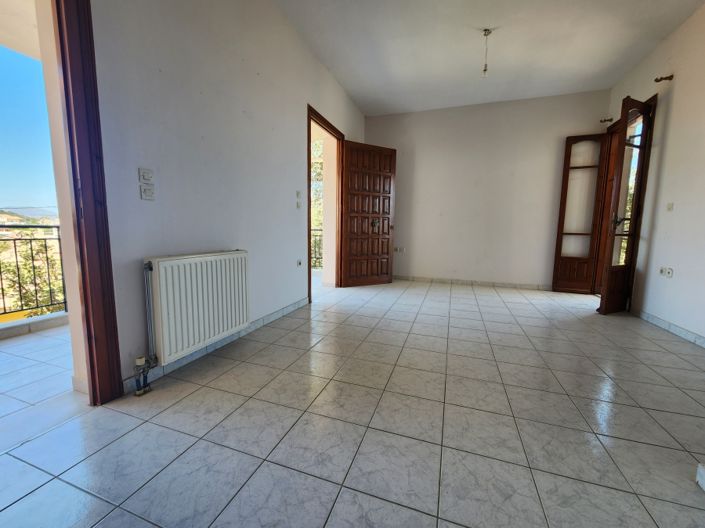 Image No.14-7 Bed House for sale