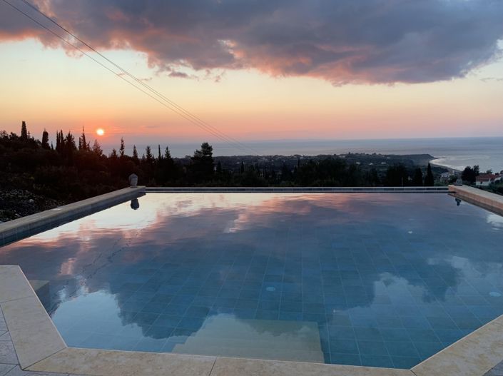 Image No.1-3 Bed Villa for sale