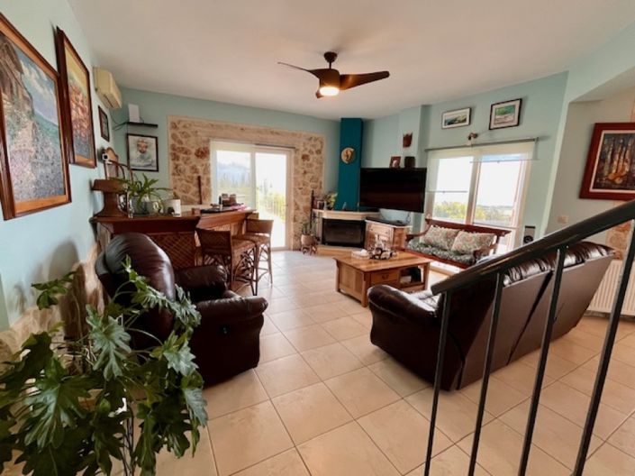 Image No.8-3 Bed Villa for sale