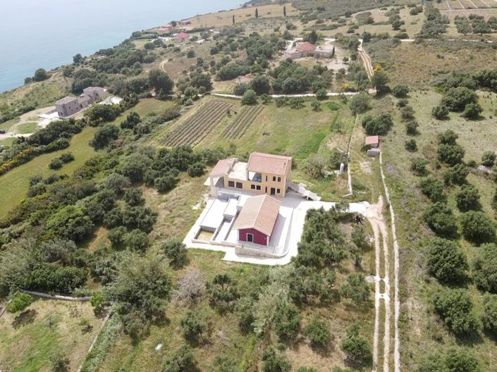 Image No.14-2 Bed House for sale