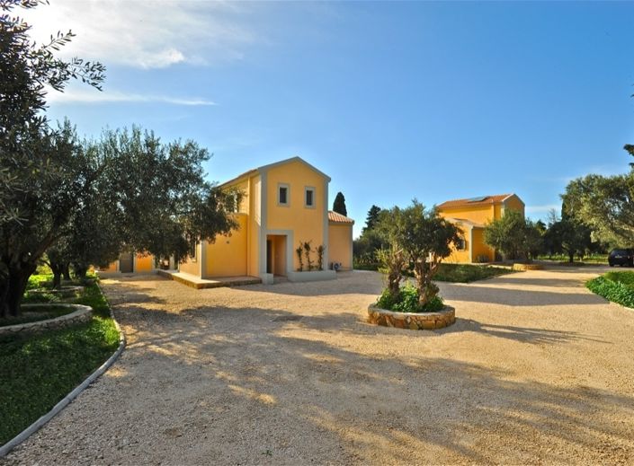 Image No.4-5 Bed Villa for sale