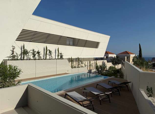 Image No.20-4 Bed Villa for sale