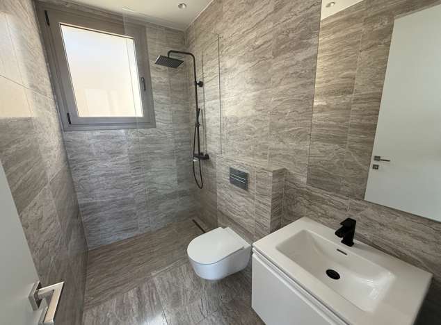 Image No.10-4 Bed Villa for sale