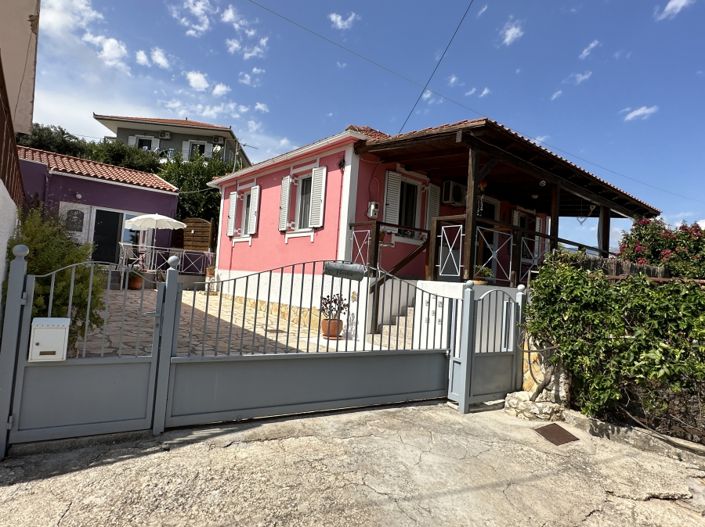 Image No.1-3 Bed House for sale