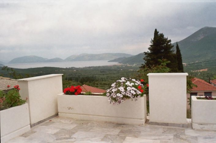 Image No.1-3 Bed House for sale