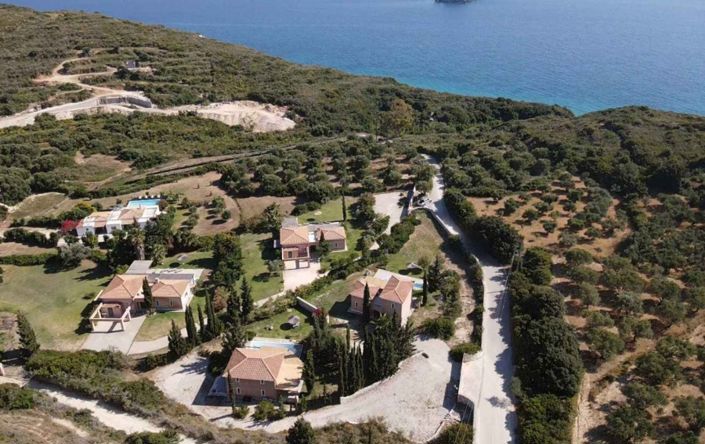 Image No.1-2 Bed Villa for sale