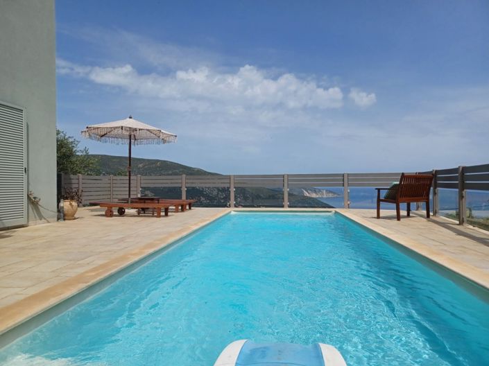 Image No.1-4 Bed Villa for sale