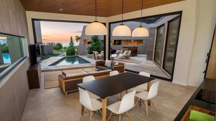 Image No.18-6 Bed House for sale