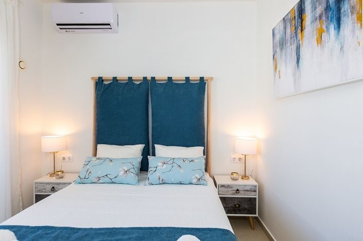 Image No.6-3 Bed House for sale