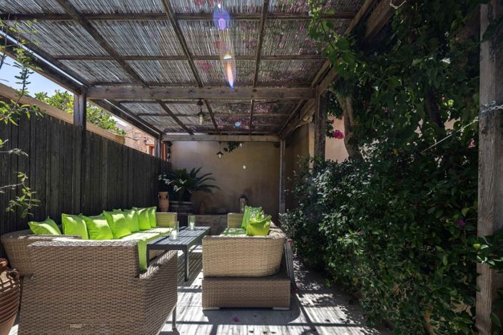 Image No.25-4 Bed House for sale