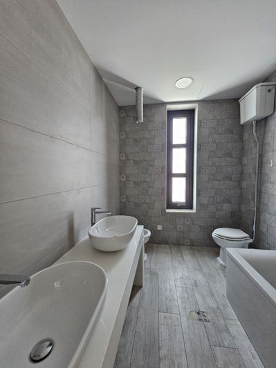 Image No.26-3 Bed House for sale