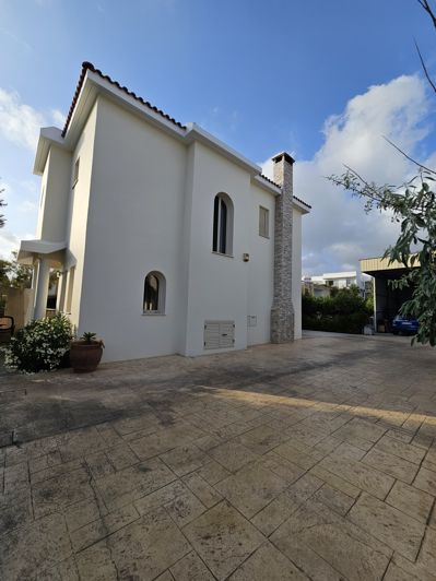 Image No.2-3 Bed House for sale