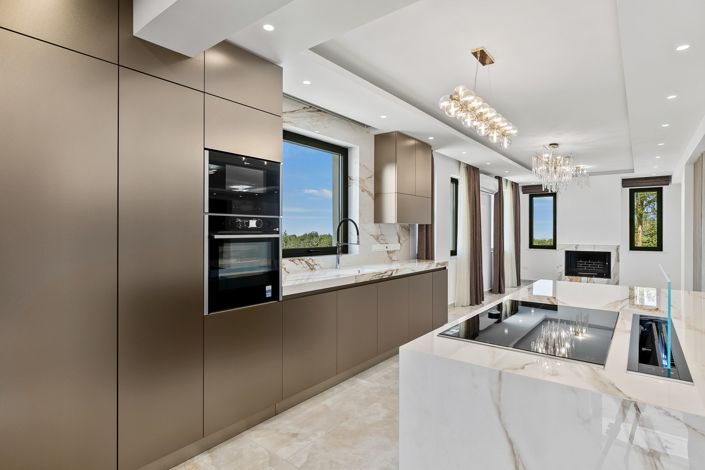 Image No.17-5 Bed Villa for sale