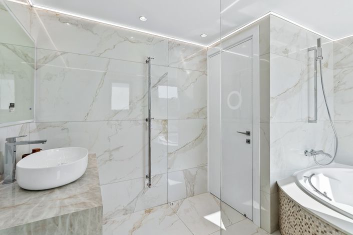 Image No.41-5 Bed Villa for sale