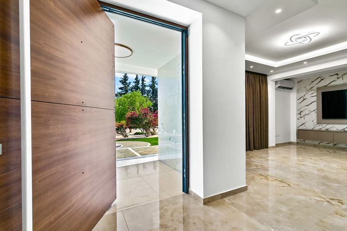 Image No.8-5 Bed Villa for sale