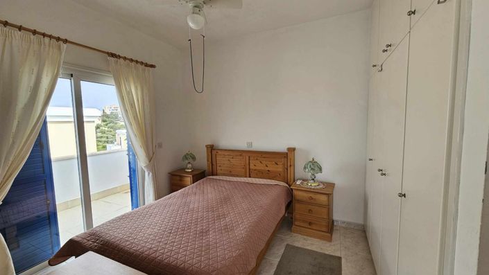 Image No.20-3 Bed House for sale