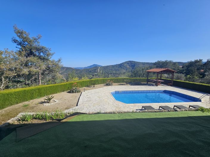 Image No.10-3 Bed Villa for sale