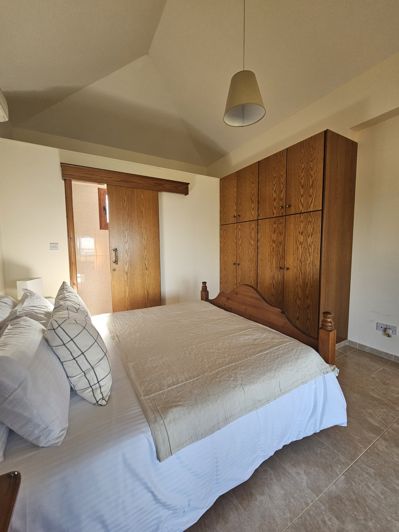 Image No.20-3 Bed Villa for sale